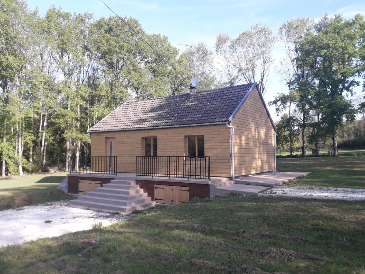 maison indépendante Villa Saint-Amand-en-Puisaye Exterior foto